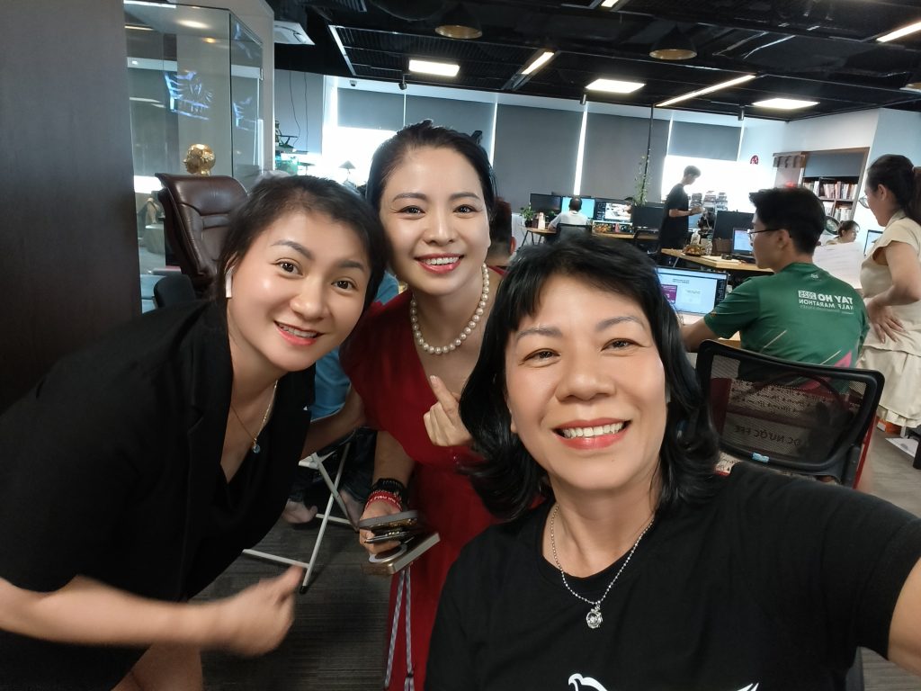 Bé Ba Big Data Và Hội Doanh Nhân