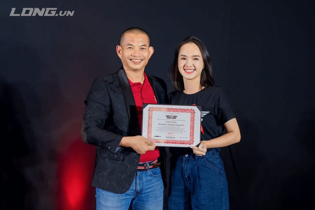 Nguyệt Trương là ai và bài học phát triển bản thân từ giáo dục chậm chuyển hóa sâu